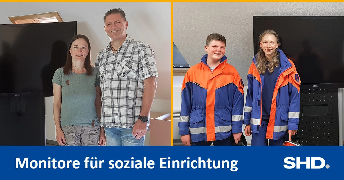 Glückliche Empfänger von gespendeten Monitoren für soziale Einrichtungen durch SHD