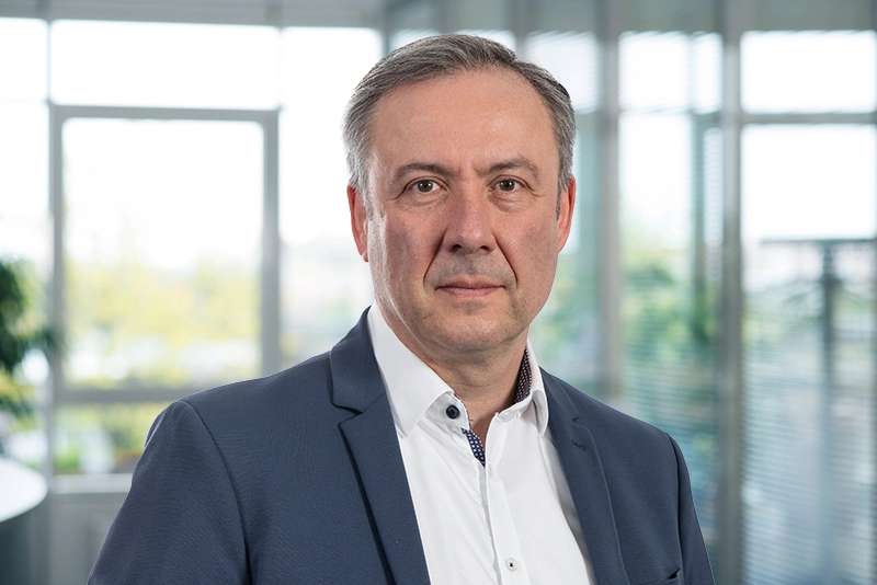 Ehemaliger SHD Geschäftsführer Dr. Ambos im Portrait