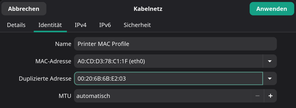 Ein Netzwerk-Konfigurationsfenster mit Einstellungen zur Netzwerkkarte. Die MAC-Adresse der Schnittstelle wurde angepasst.