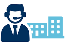 Supportmitarbeiter mit Headset bietet IT-Dienstleistungen für Unternehmen im SHD-Systemhaus-Umfeld an.