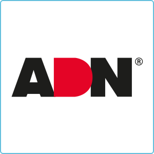 Rotes und schwarzes Logo von ADN repräsentiert die Partnerschaft für IT-Dienstleistungen von SHD.